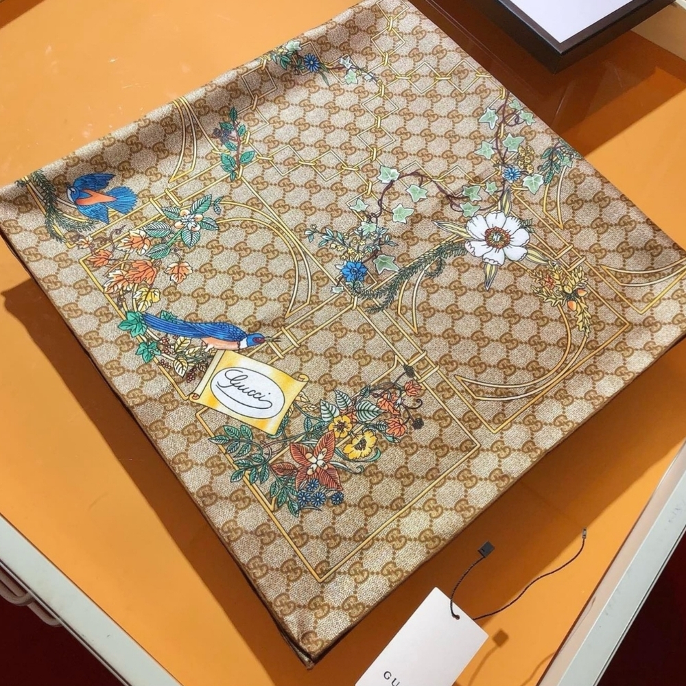 Floral Patterned Brown Scarf - Picture 9 of 13